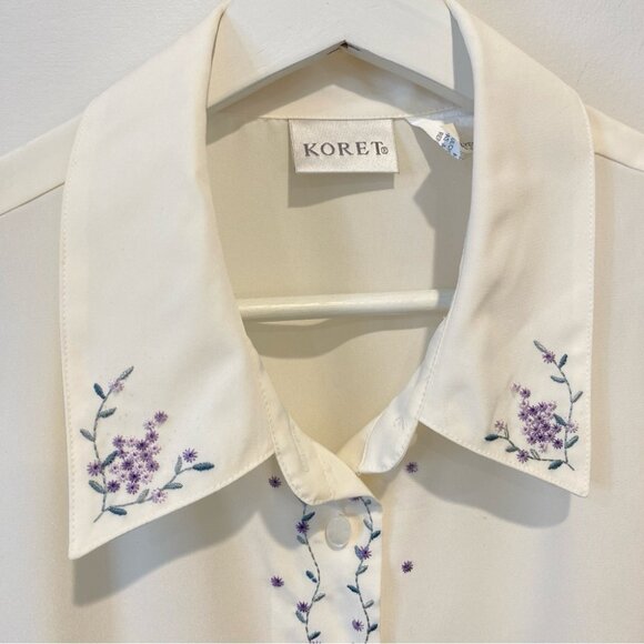 Vintage Koret Floral Embroidered Ladies Collared Button Down Shirt Coquette Girl - Picture 1 of 16